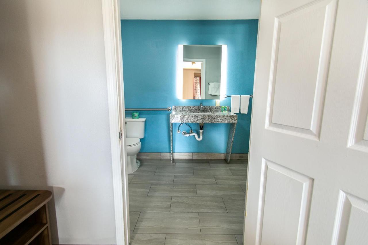 Jubilee Inn Biloxi Ngoại thất bức ảnh